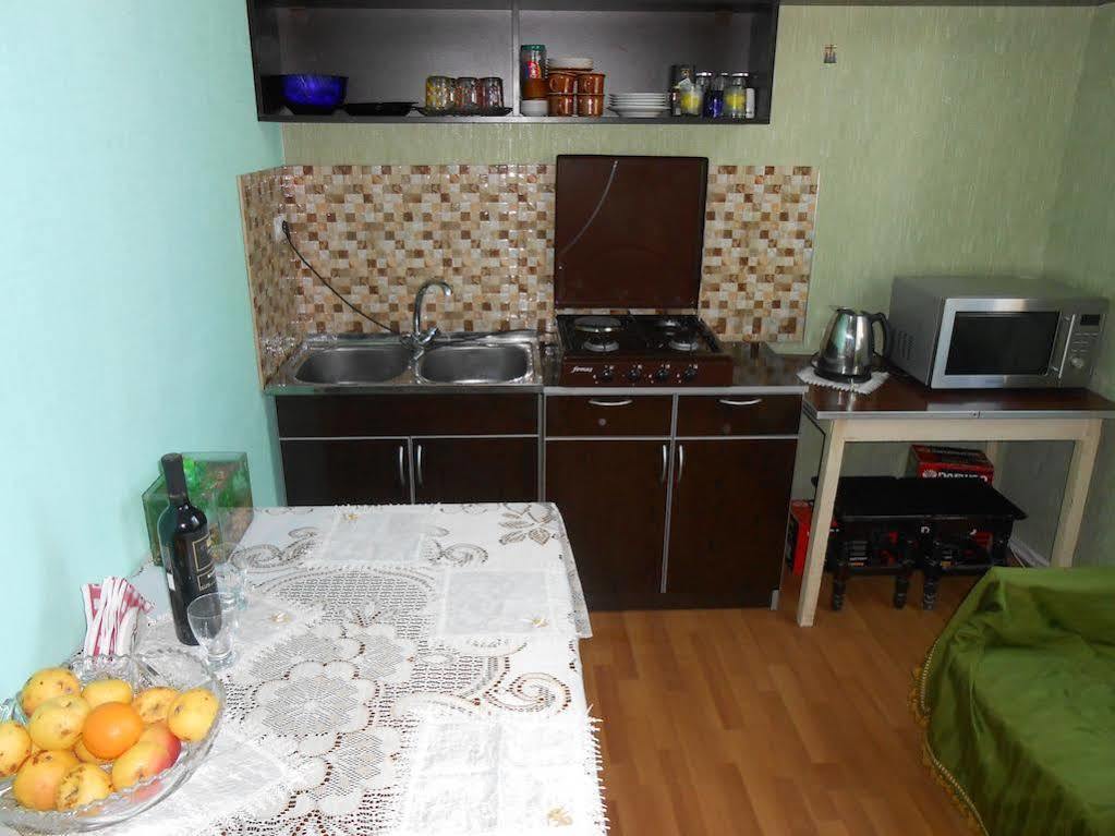 Gis Guest House Tbilisi Exterior foto