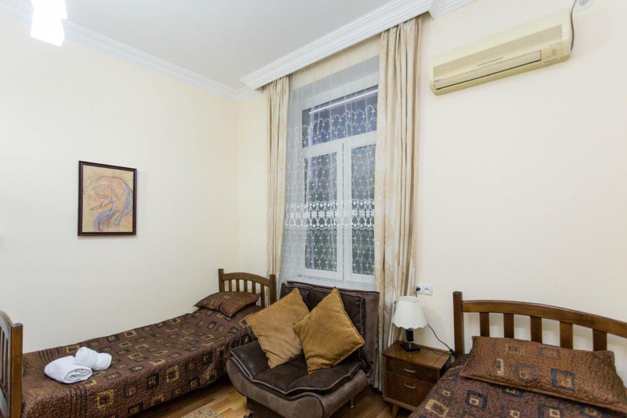 Gis Guest House Tbilisi Exterior foto