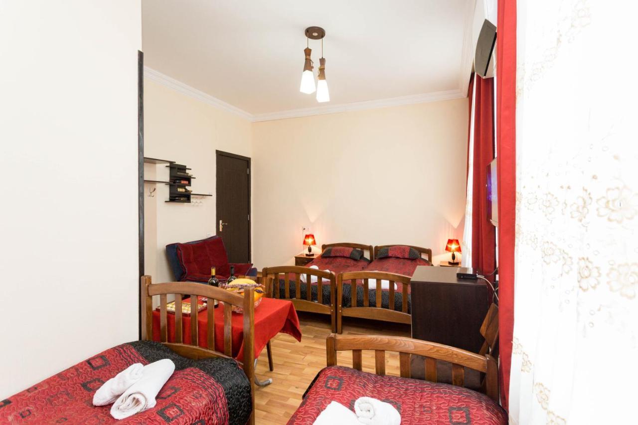 Gis Guest House Tbilisi Exterior foto